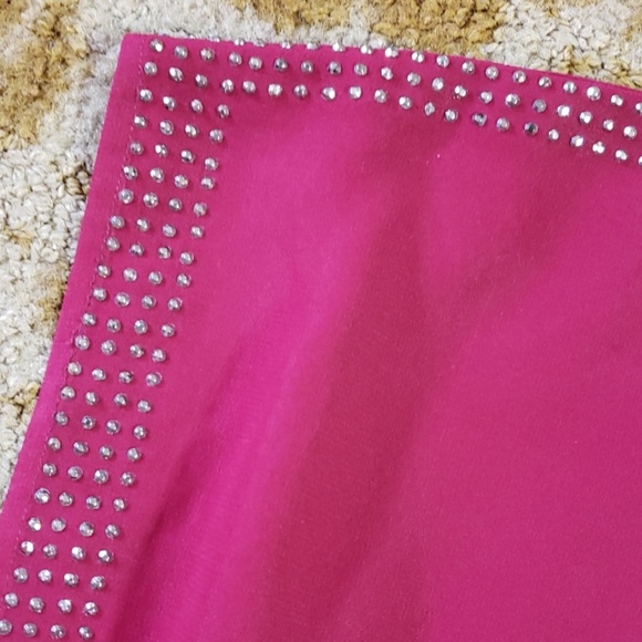 Burgandy shirts with beaded detail. - Picture 3 of 3